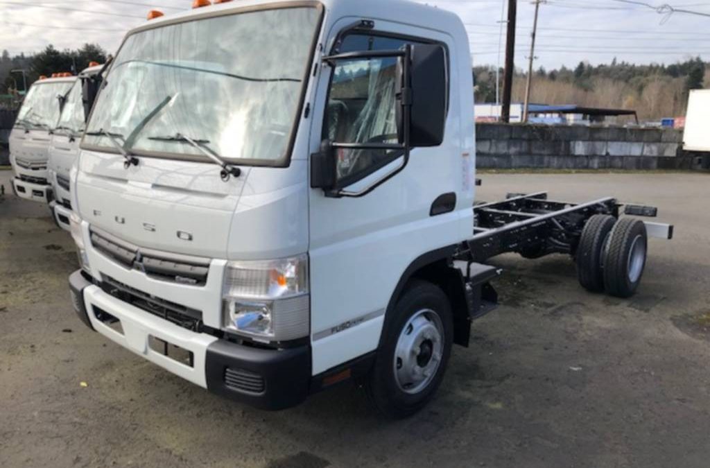 2017 MITSUBISHI FUSO FEC Cab Chassis – #1345