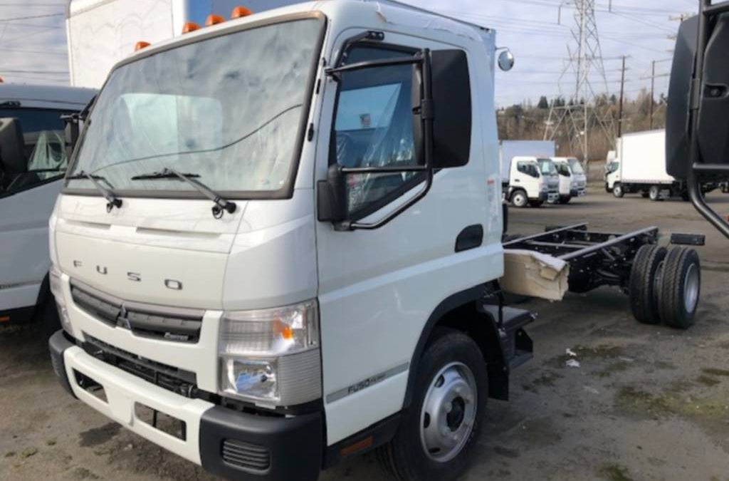 2019 MITSUBISHI FUSO FE160 Cab Chassis – #1330