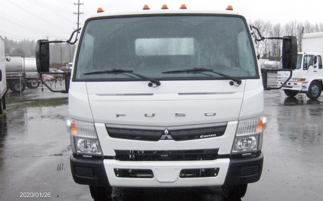 2020 MITSUBISHI FUSO FE 180 FLATBED TRUCK, WRECKER TOW – #1365